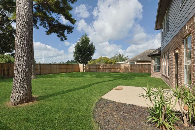 1327 Serene Trail, Tomball, TX 77375