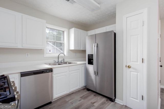 1077 Athena Court, Acworth, GA 30101