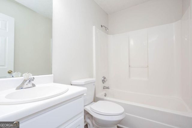 1077 Athena Court, Acworth, GA 30101