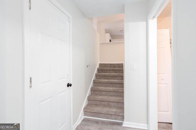 1077 Athena Court, Acworth, GA 30101
