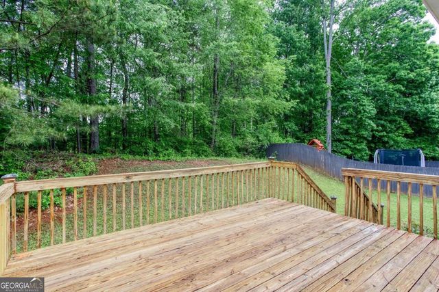 1077 Athena Court, Acworth, GA 30101