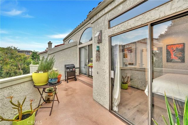 17151 Corbina Ln 206, Huntington Beach, CA 92649