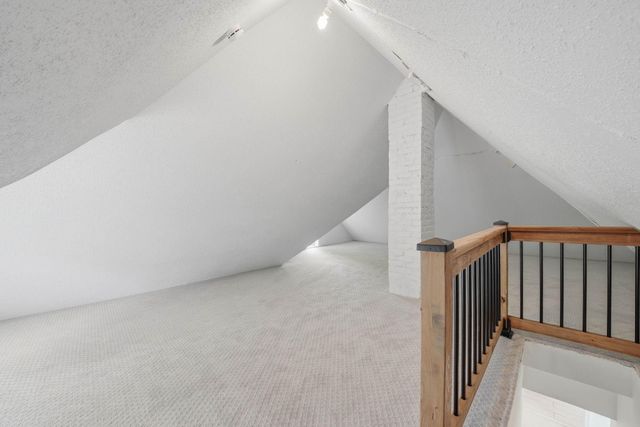 916 Magnolia Avenue E, Saint Paul, MN 55106