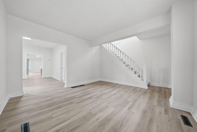 916 Magnolia Avenue E, Saint Paul, MN 55106