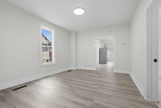 916 Magnolia Avenue E, Saint Paul, MN 55106