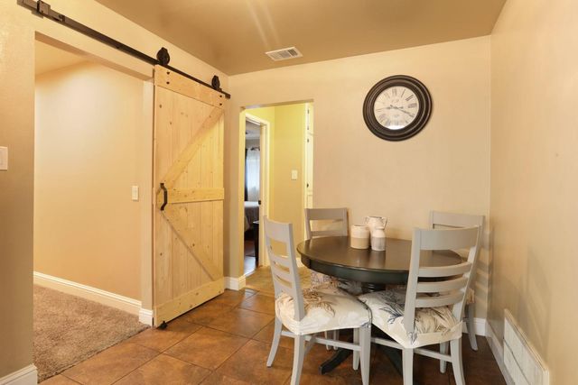 1821 Myrtlewood Dr, Ceres, CA 95307