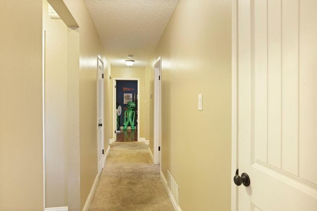 1821 Myrtlewood Dr, Ceres, CA 95307