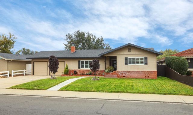 1821 Myrtlewood Dr, Ceres, CA 95307