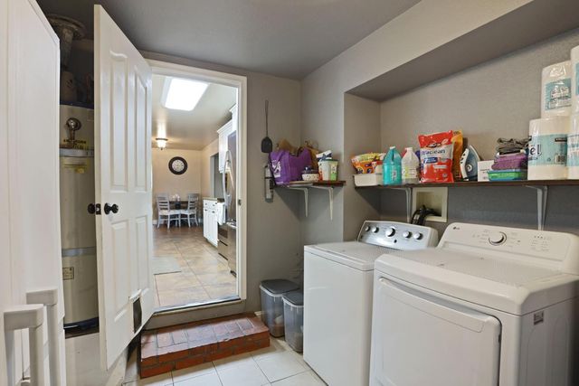 1821 Myrtlewood Dr, Ceres, CA 95307