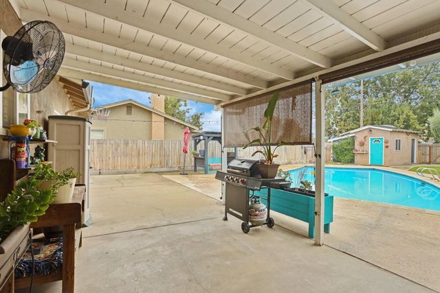 1821 Myrtlewood Dr, Ceres, CA 95307