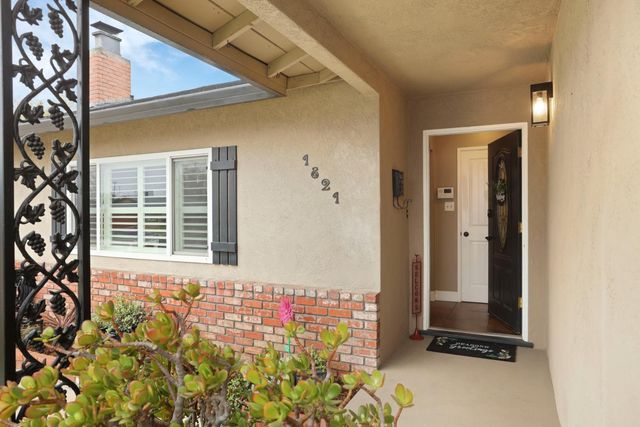 1821 Myrtlewood Dr, Ceres, CA 95307