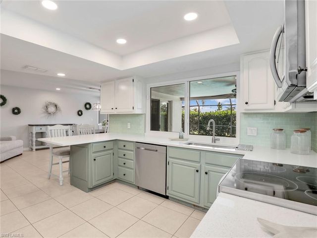 25093 Paradise RD, Bonita Springs, FL 34135