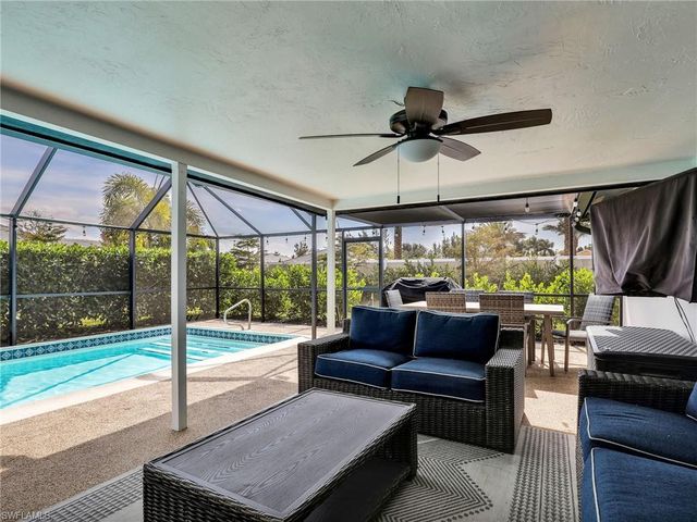 25093 Paradise RD, Bonita Springs, FL 34135