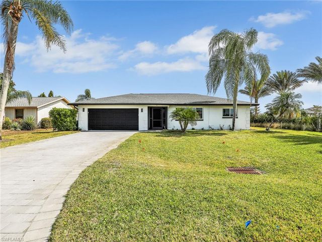 25093 Paradise RD, Bonita Springs, FL 34135