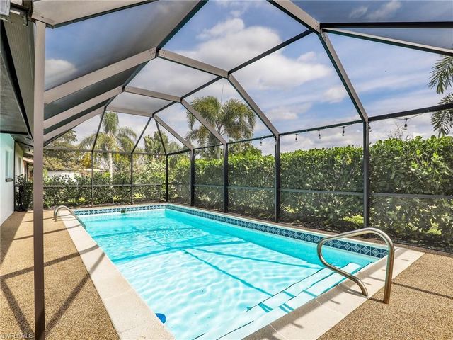 25093 Paradise RD, Bonita Springs, FL 34135