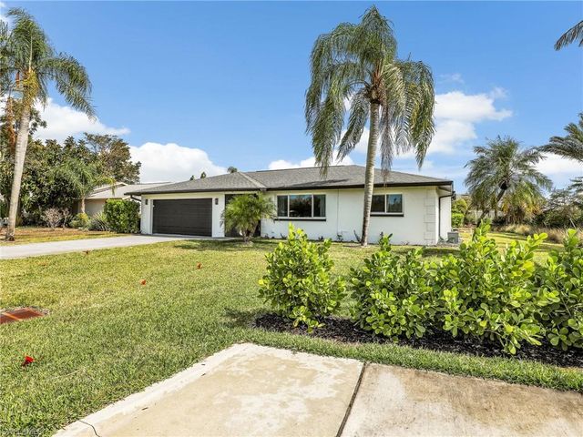 25093 Paradise RD, Bonita Springs, FL 34135