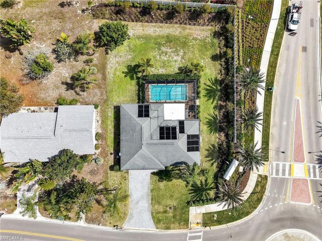 25093 Paradise RD, Bonita Springs, FL 34135