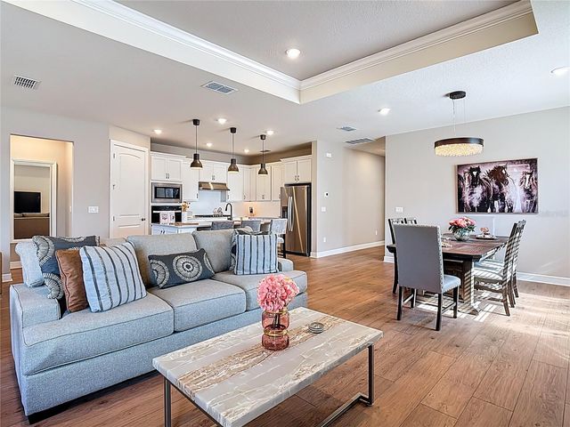 6362 SHIMMERING SHORES LANE, St Cloud, FL 34771