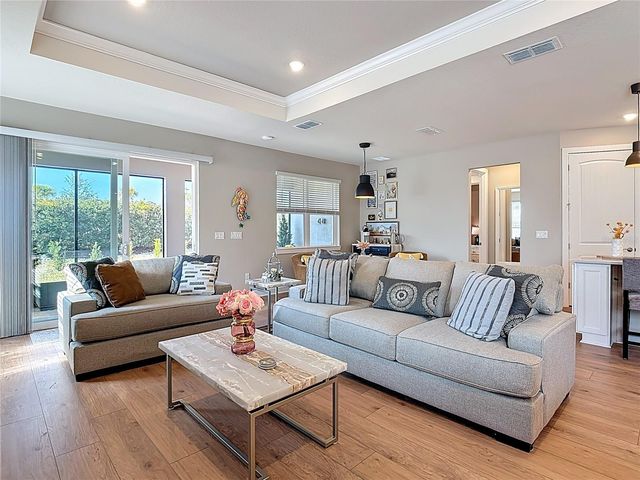 6362 SHIMMERING SHORES LANE, St Cloud, FL 34771