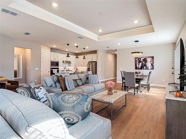 6362 SHIMMERING SHORES LANE, St Cloud, FL 34771