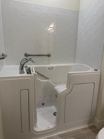 6362 SHIMMERING SHORES LANE, St Cloud, FL 34771