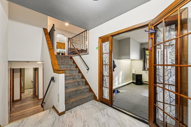 3017 74th Avenue N, Brooklyn Park, MN 55444