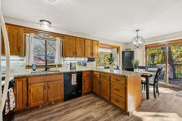 3017 74th Avenue N, Brooklyn Park, MN 55444