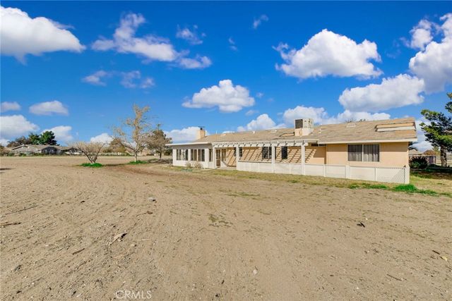 4851 Chevoit Road, Phelan, CA 92371
