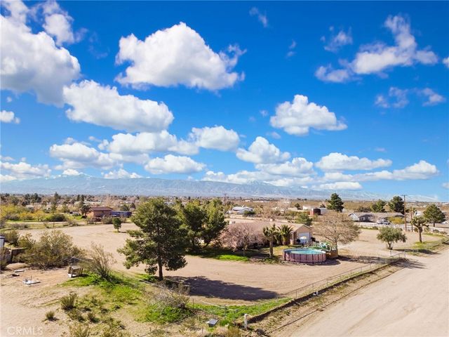 4851 Chevoit Road, Phelan, CA 92371