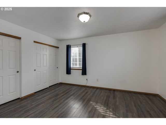 2390 Nw GRENFELL Loop, Mc Minnville, OR 97128