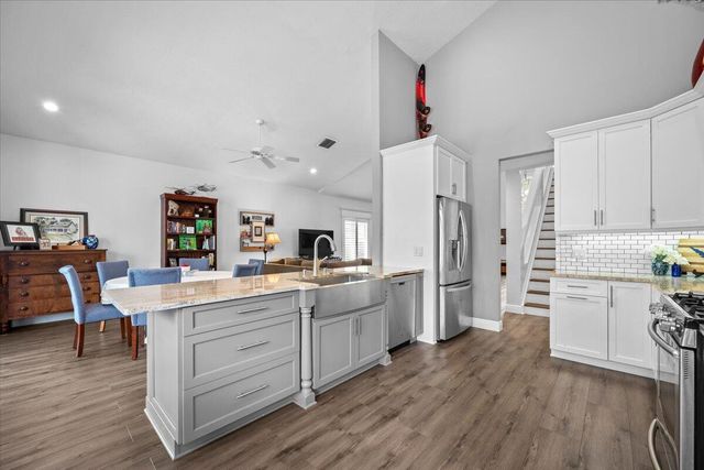 83 Satinwood Lane, Palm Beach Gardens, FL 33410