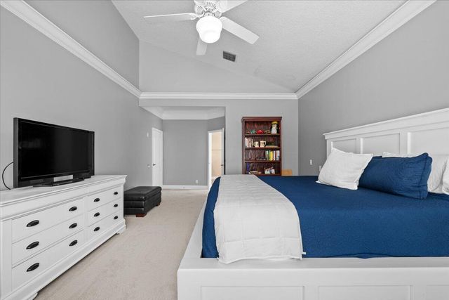 83 Satinwood Lane, Palm Beach Gardens, FL 33410