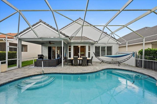 83 Satinwood Lane, Palm Beach Gardens, FL 33410