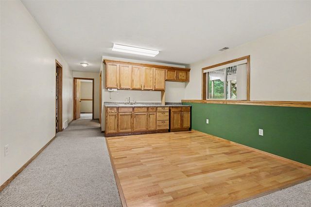 3155 11 Mile Road, Rockford, MI 49341