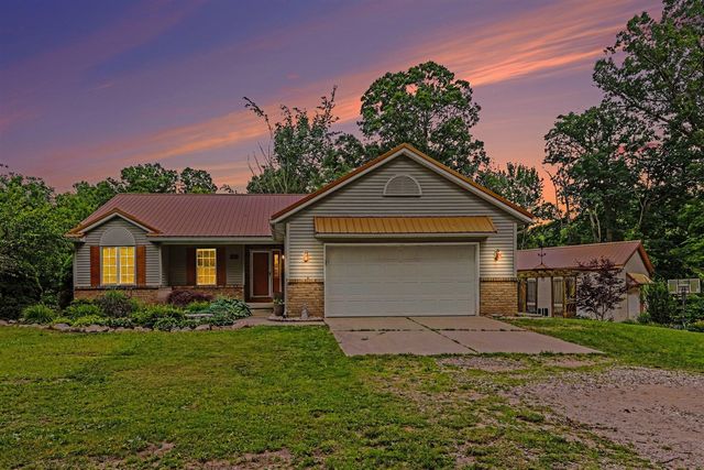 3155 11 Mile Road, Rockford, MI 49341