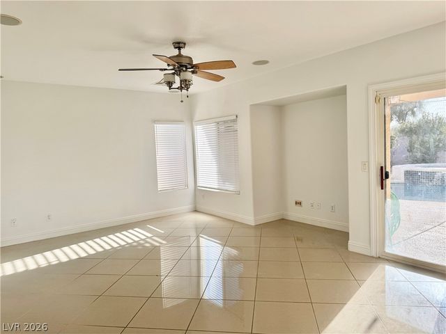 10699 Medicine Bow Street, Las Vegas, NV 89183