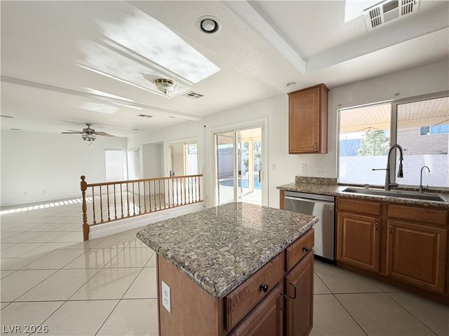 10699 Medicine Bow Street, Las Vegas, NV 89183