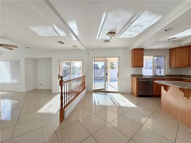 10699 Medicine Bow Street, Las Vegas, NV 89183