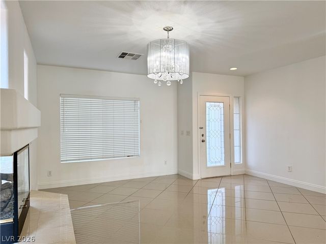 10699 Medicine Bow Street, Las Vegas, NV 89183