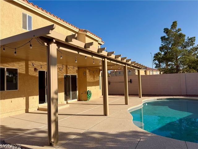 10699 Medicine Bow Street, Las Vegas, NV 89183