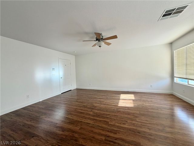 10699 Medicine Bow Street, Las Vegas, NV 89183