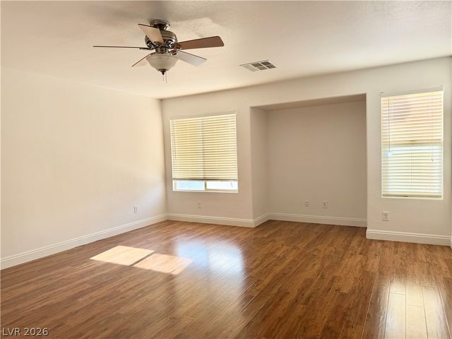 10699 Medicine Bow Street, Las Vegas, NV 89183