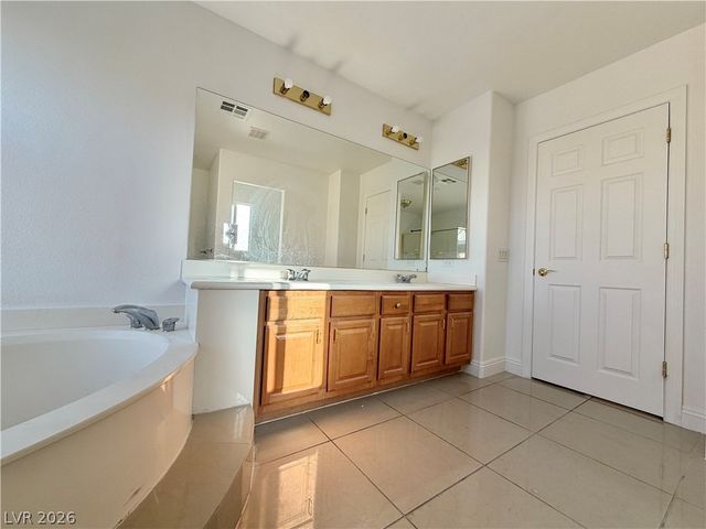10699 Medicine Bow Street, Las Vegas, NV 89183