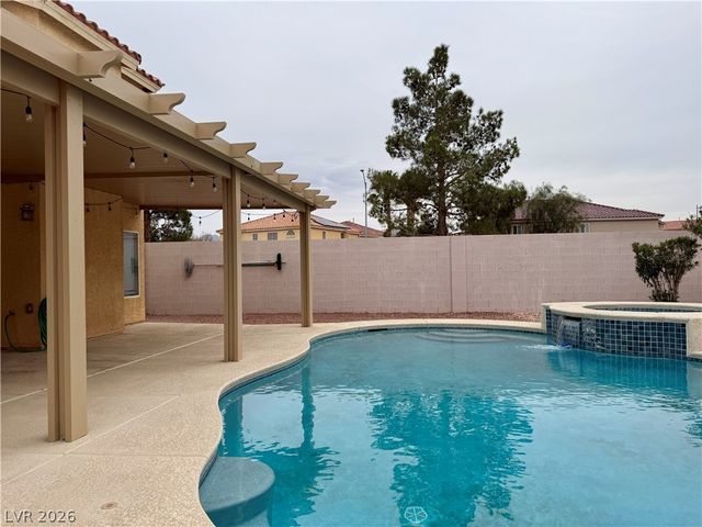 10699 Medicine Bow Street, Las Vegas, NV 89183