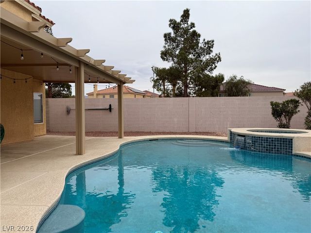 10699 Medicine Bow Street, Las Vegas, NV 89183