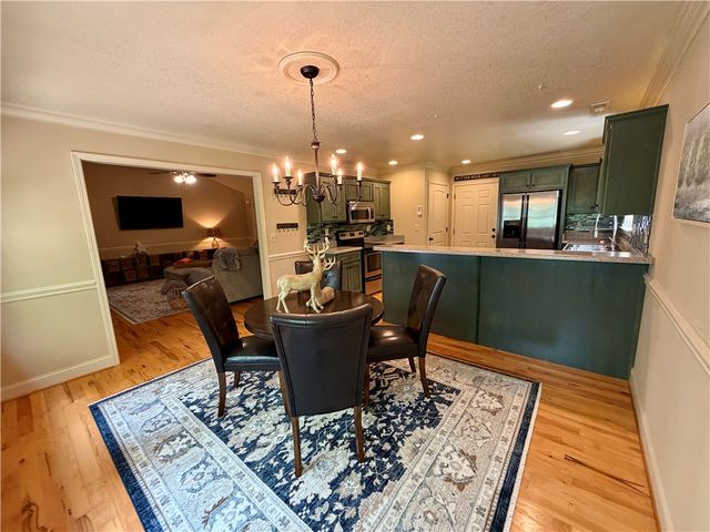 232 Hunters Drive, Walhalla, SC 29691