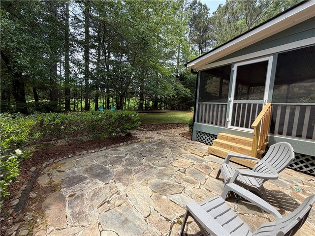 232 Hunters Drive, Walhalla, SC 29691