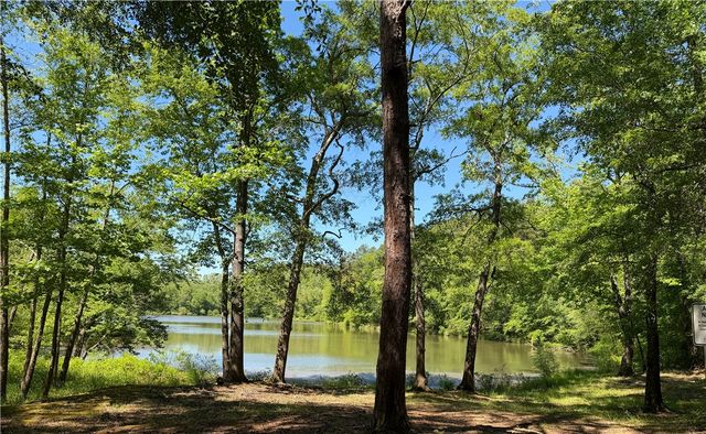 232 Hunters Drive, Walhalla, SC 29691