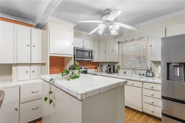 2401 Bywood Road, Greensboro, NC 27405