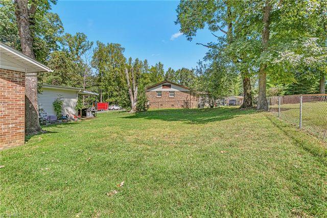 2401 Bywood Road, Greensboro, NC 27405
